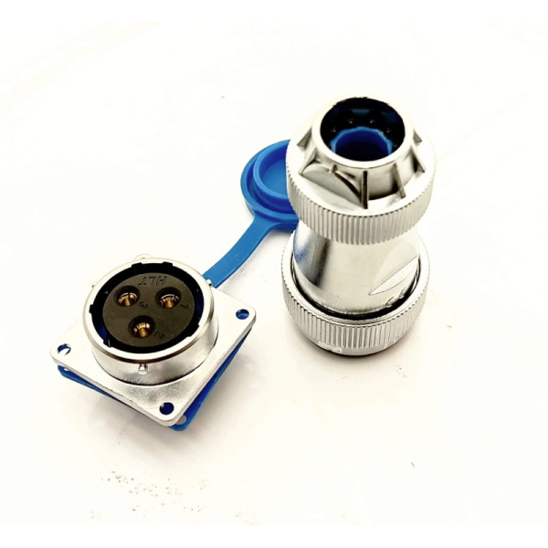 Розетка для подключения электромотора 50А в Сургуте